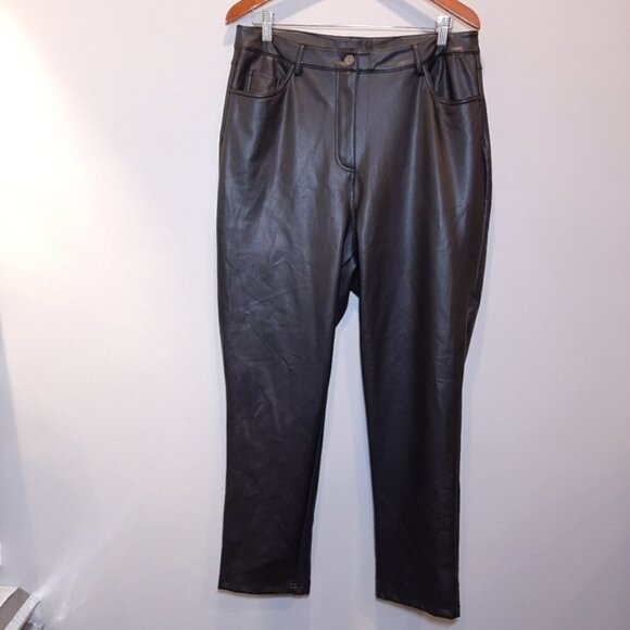 Design Lab Faux Leather Straight Fit Cropped Ankle Pants Stretch Lined 5 Pocket - Picture 2 of 14